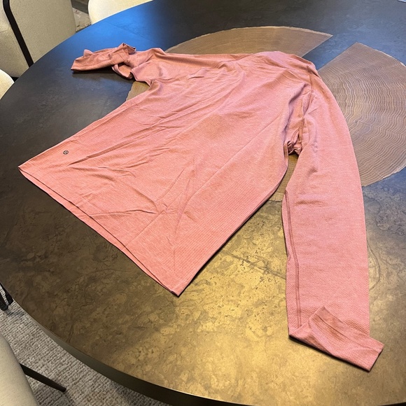 Lululemon Metal Vent 2.0 Half Zip in Misty Pink / Cherry Pink, Size L - Picture 2 of 5